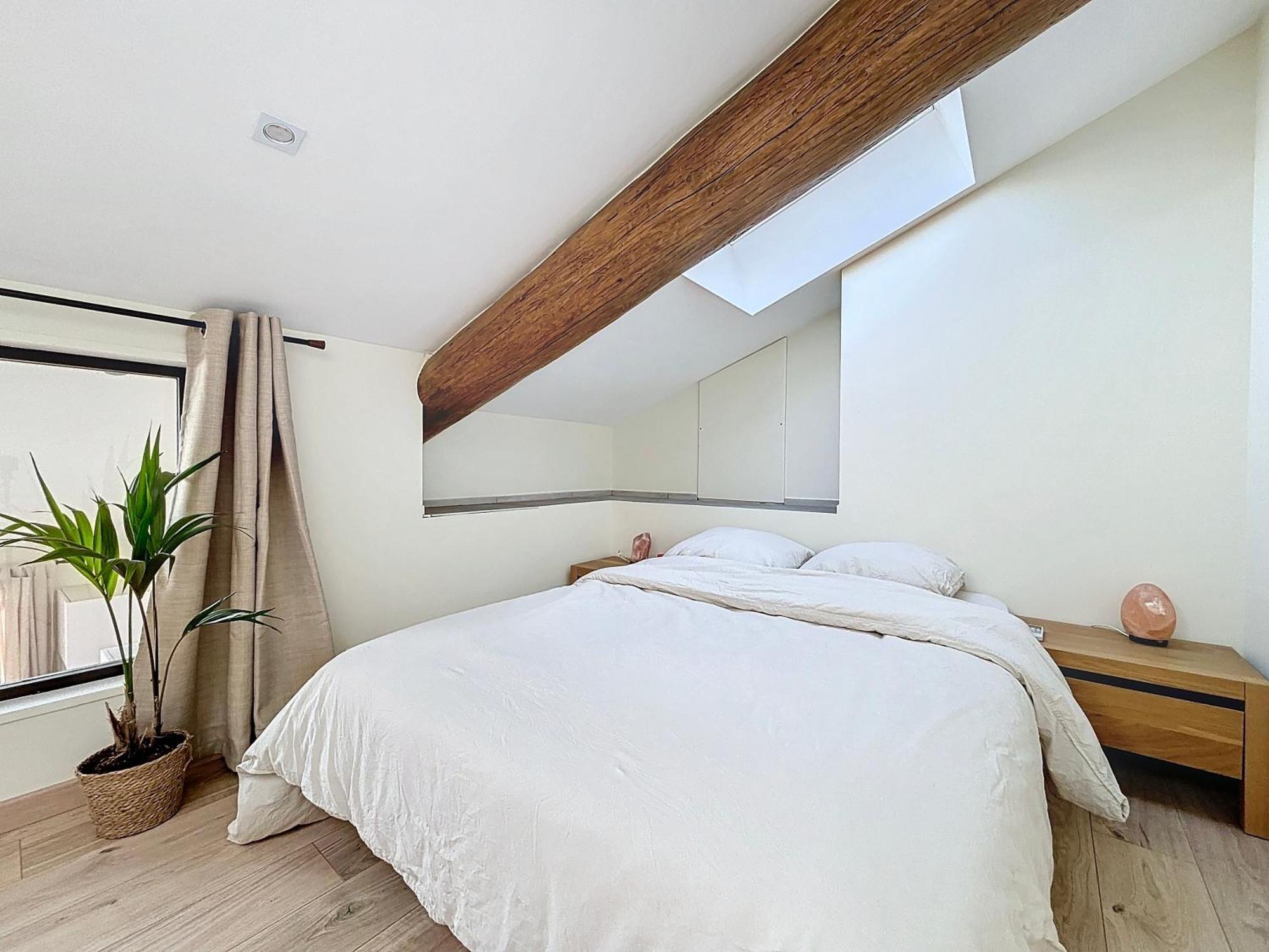 Duplex Vieux Port - Hyper Central & Climatisation - Les Freres De La Loc' マルセイユ エクステリア 写真
